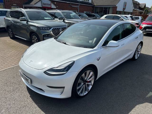 Tesla Model 3 Dual Motor Performance Auto 4WDE 4dr (Performance Upgrade) Saloon Electric White