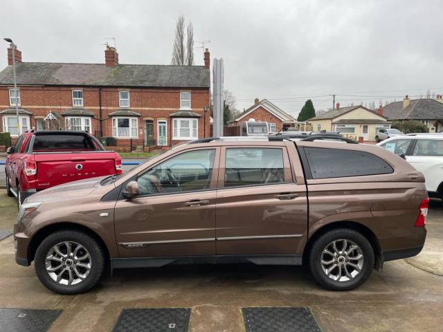 SsangYong Korando Sports 2.0D EX Double Cab Pickup Auto 4WD Euro 5 4dr Pickup Diesel Brown