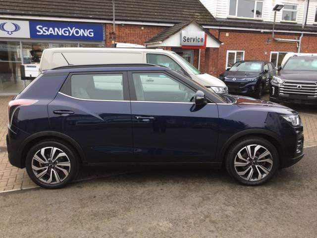 SsangYong Tivoli 1.6D Ultimate Auto Euro 6 5dr SUV Diesel Blue