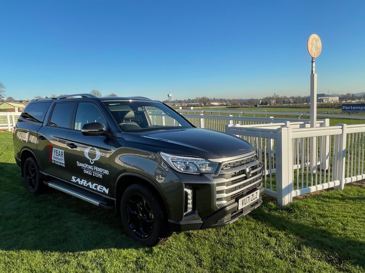 SsangYong Hereford Sponsers Hereford Racecourse